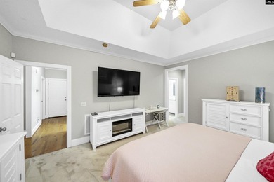 This extremely well-kept, super clean, and move-in ready - photo 22