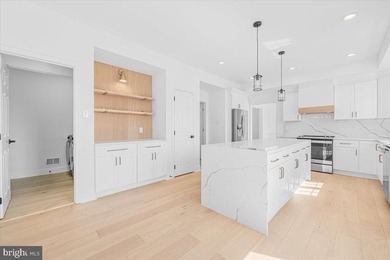 ****HUGE PRICE DROP****Experience the pinnacle of refined living - photo 22