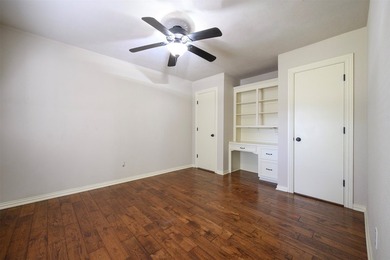 Updated single-story home located on a large, wooded cul-de-sac - photo 25