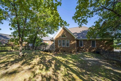This extremely well-kept, super clean, and move-in ready - photo 38