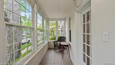 Fantastic income-producing duplex in prime Grosse Pointe Farms - photo 5