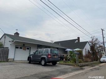 Home for sale on Great South Bay ,Lindenhurst, New York image photo picture