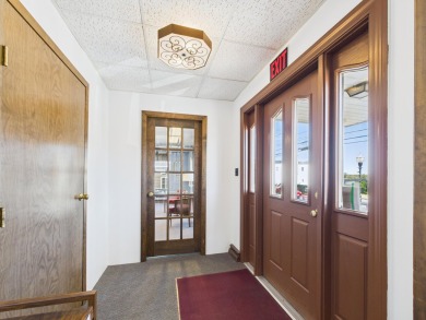 Premiere commercial opportunity! Exceptionally maintained, this