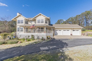 Welcome to a beautiful, private hilltop home in Prunedale. The - photo 5