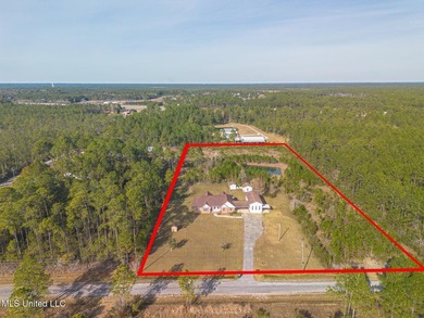 Spacious Home on 5 Acres with Guest Quarters, Pond & Multiple - photo 5