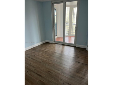 LAKE POINT TOWER AND MARINA. BEST VIEW OF THIS BUILDING