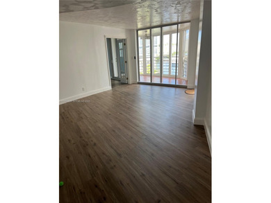 LAKE POINT TOWER AND MARINA. BEST VIEW OF THIS BUILDING