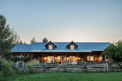 ASPEN GROVE RANCH - Rustic charm meets mountain luxury on this - photo 6