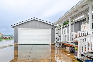 Accepted Offer with Contingencies. Move-in ready 3BR/2BA home (1