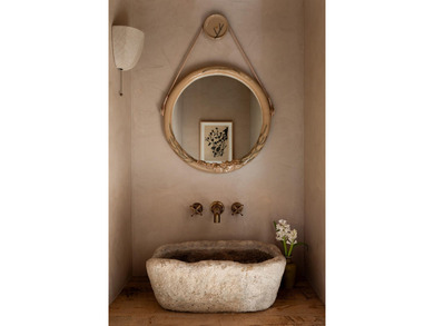A brand-new, turnkey mountain estate by FOX ESTATES. Positioned - photo 4