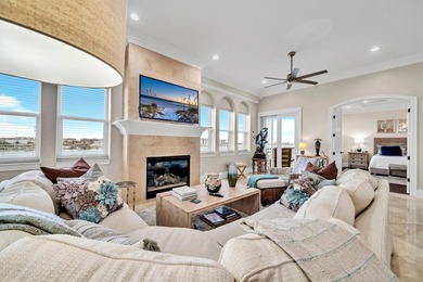 Experience luxury living at its finest in this freshly renovated - photo 25
