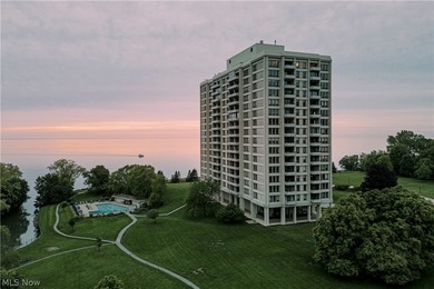 Rare opportunity to own one of the few penthouses in the - photo 30