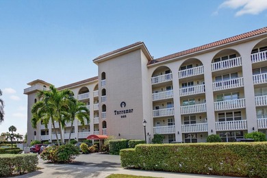 FABULOUS UPDATED 2 BEDROOM 2 BATH CONDO DIRECTLY ON THE - photo 6