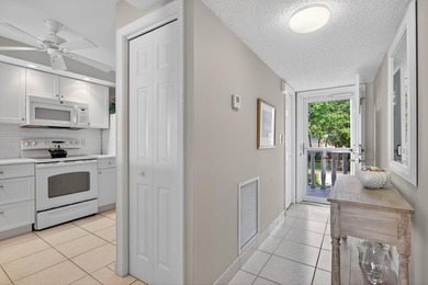 FABULOUS UPDATED 2 BEDROOM 2 BATH CONDO DIRECTLY ON THE - photo 7