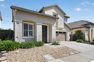 Original owners since new!! Amazing well cared for property in - photo 1