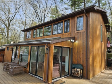 Lake Home For Sale in Tafton, Pennsylvania