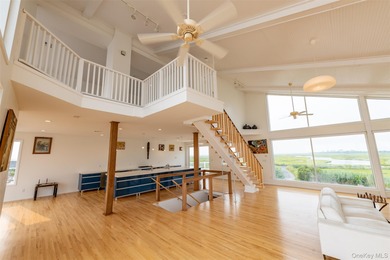 Beach Front Post Modern Contemporary on a 30 house Private - photo 12