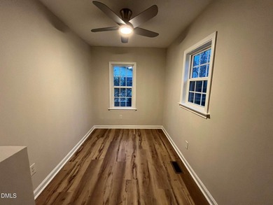 Adorable Ranch home just outside of Downtown Raleigh. Easy