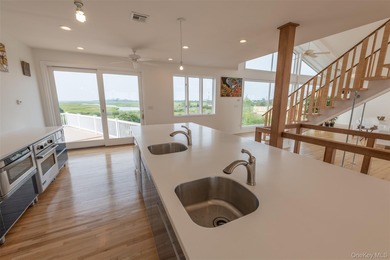 Beach Front Post Modern Contemporary on a 30 house Private - photo 20