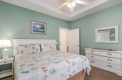 Fully furnished, third floor end unit condo located in Magnolia - photo 23