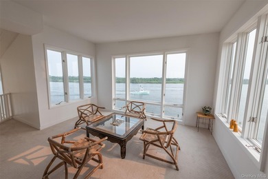Beach Front Post Modern Contemporary on a 30 house Private - photo 24
