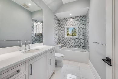Beautifully constructed and thoughtfully designed, this stunning - photo 24