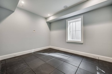 Beautifully constructed and thoughtfully designed, this stunning - photo 30