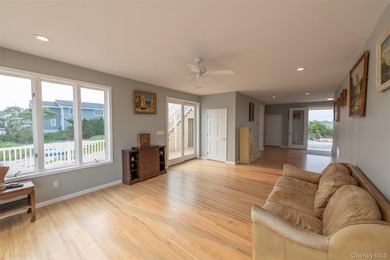 Beach Front Post Modern Contemporary on a 30 house Private - photo 35