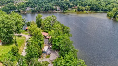 Updated, well-maintained 2-bed 1-bath mobile lakefront home on - photo 36