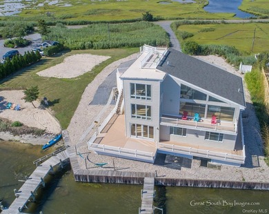 Beach Front Post Modern Contemporary on a 30 house Private - photo 37