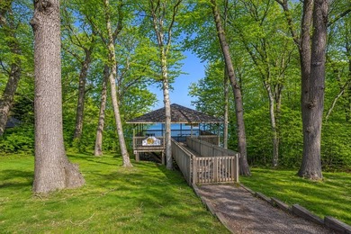 Beautifully constructed and thoughtfully designed, this stunning - photo 37