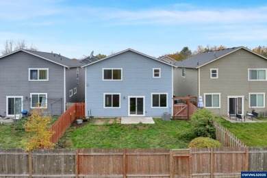 Beautiful 4 bed, 2.5 bath home with 1887 sqft, built in 2015