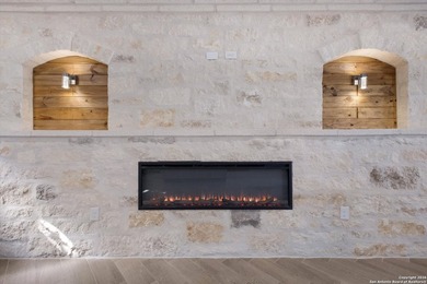 NEW HOME CONSTRUCTION with a amazing Price Adjustment! Stunning - photo 5