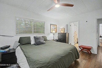 Beautifully renovated mid-century modern home near the heart of - photo 15