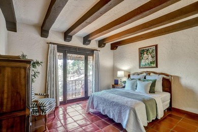 This spacious 4-bedroom, 3.5-bathroom home in Los Gatos offers 2 - photo 17