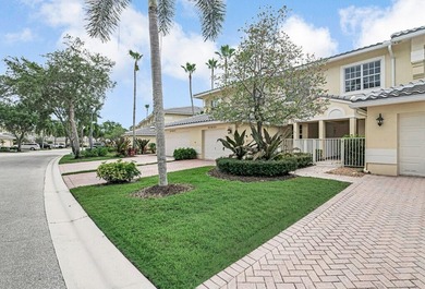 This immaculate coach home is the perfect place for full time - photo 7
