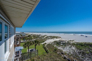 There are oceanfront condos, and then there's Surfside Six - photo 19