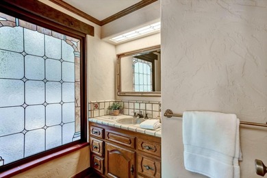 This spacious 4-bedroom, 3.5-bathroom home in Los Gatos offers 2 - photo 20