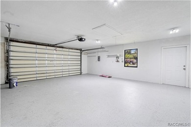 Experience the Ultimate Florida lifestyle in this stunning - photo 27