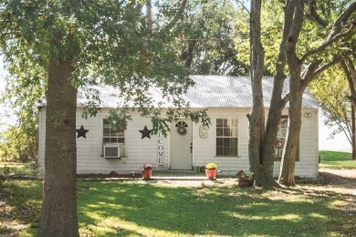 Lake Tawakoni Home Sale Pending in Lone Oak Texas