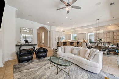 Fully renovated, turnkey beach home in the highly sought-after - photo 11
