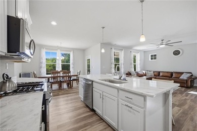 Your new home in Hickory awaits! Expertly crafted by Kirbor - photo 11