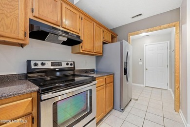Welcome to this beautifully updated 3-bedroom, 2-bath home - photo 17