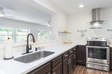 REDUCED - 3-bedroom, 3 Full bath concrete block home in the much - photo 20