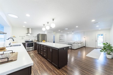 REDUCED - 3-bedroom, 3 Full bath concrete block home in the much - photo 25