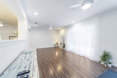 REDUCED - 3-bedroom, 3 Full bath concrete block home in the much - photo 31