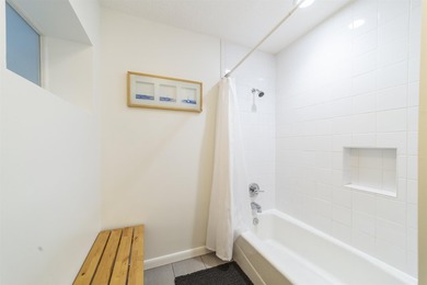 REDUCED - 3-bedroom, 3 Full bath concrete block home in the much - photo 52