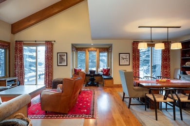 Beautifully remodeled 4BD/4BA Fairway Nine townhome. Renovated - photo 4