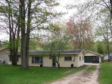 Higgins Lake Home For Sale in Roscommon Michigan