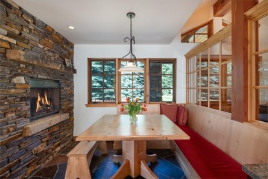 This immaculately maintained cottage offers rare single-level - photo 6